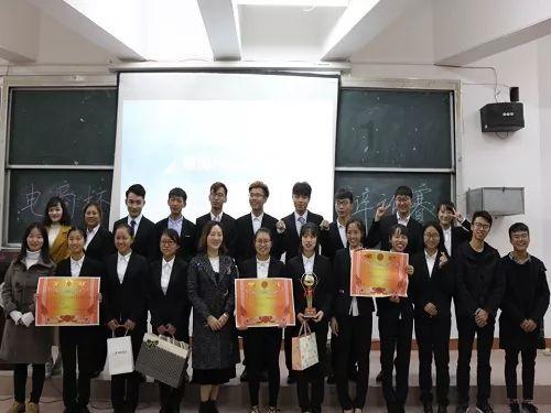 理科生如果喜欢诗词，可以选修汉语言文学吗？游戏画面