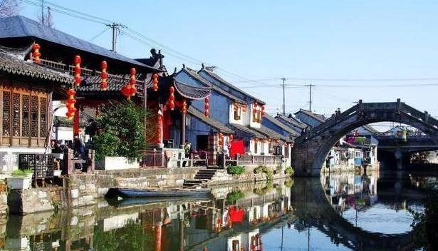 省纪委监委派驻省法院纪检监察组：学习领会省纪委全会精神研究细化贯彻落实举措